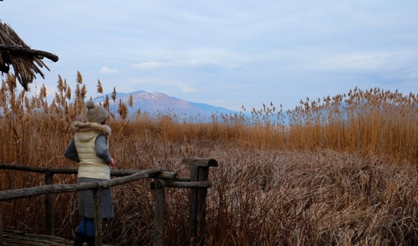 Ταξιδεύοντας στην Καστοριά – Το δώρο που της έχει δοθεί είναι το φυσικό κάλλος Ταξιδεύοντας στην Καστοριά – Το δώρο που της έχει δοθεί είναι το φυσικό κάλλος