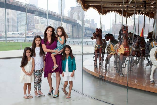 2013_RaeganwGirls_carousel_LO_RGB