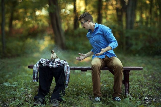April-Fools-Day-April-1-Situation-Men-Bench-1
