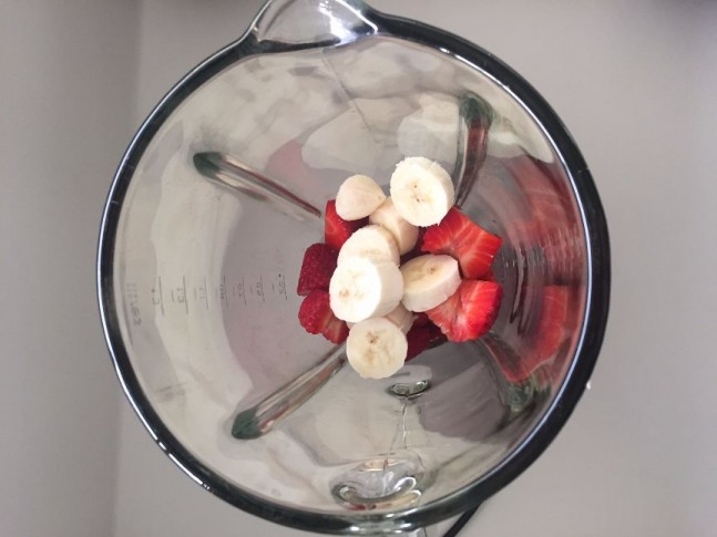 περί φράουλας μονόλογοι