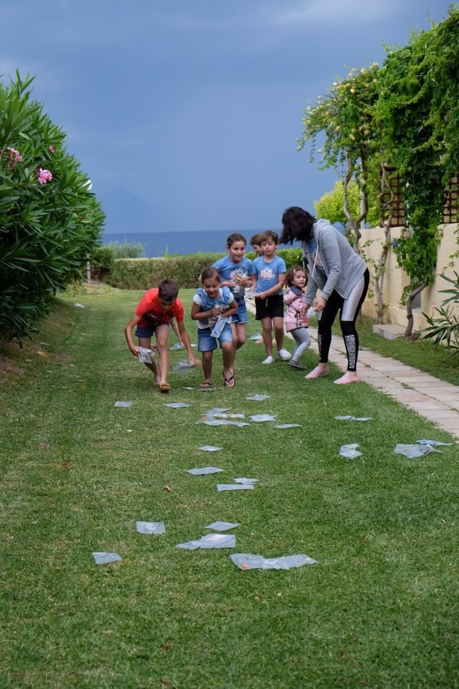 Μην κλαις επειδή τελείωσε. Χαμογέλα επειδή συνέβη.