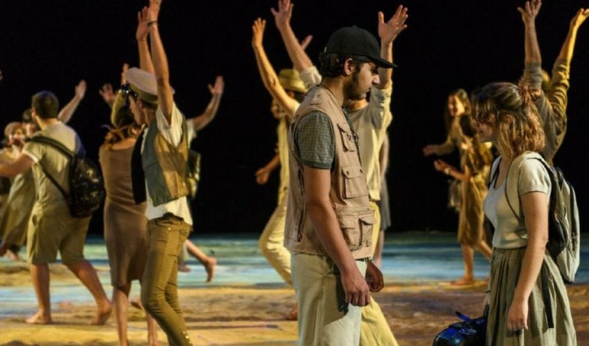 Το Ταξίδι – Στην εφηβική σκηνή του Μικρού Εθνικού Θεάτρου Το Ταξίδι – Στην εφηβική σκηνή του Μικρού Εθνικού Θεάτρου