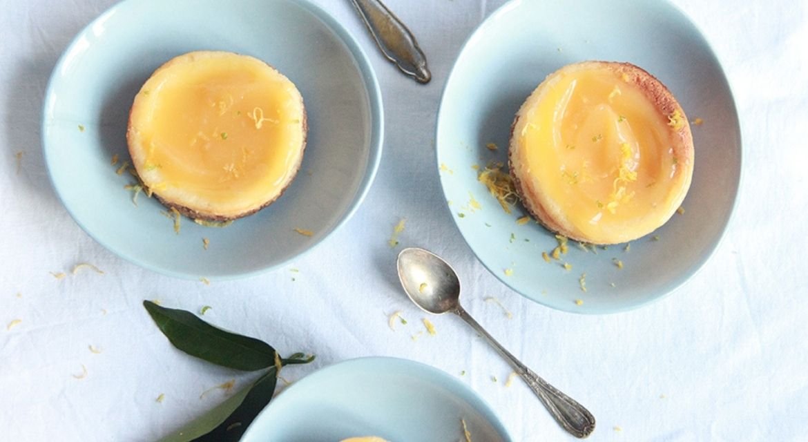 Cheesecake λεμόνι-λαιμ – Μια γλυκιά νότα σε ατομική φόρμα